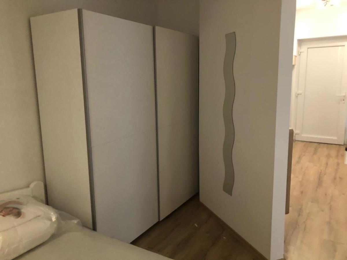 Apartmaji Meduza Izola Exteriör bild