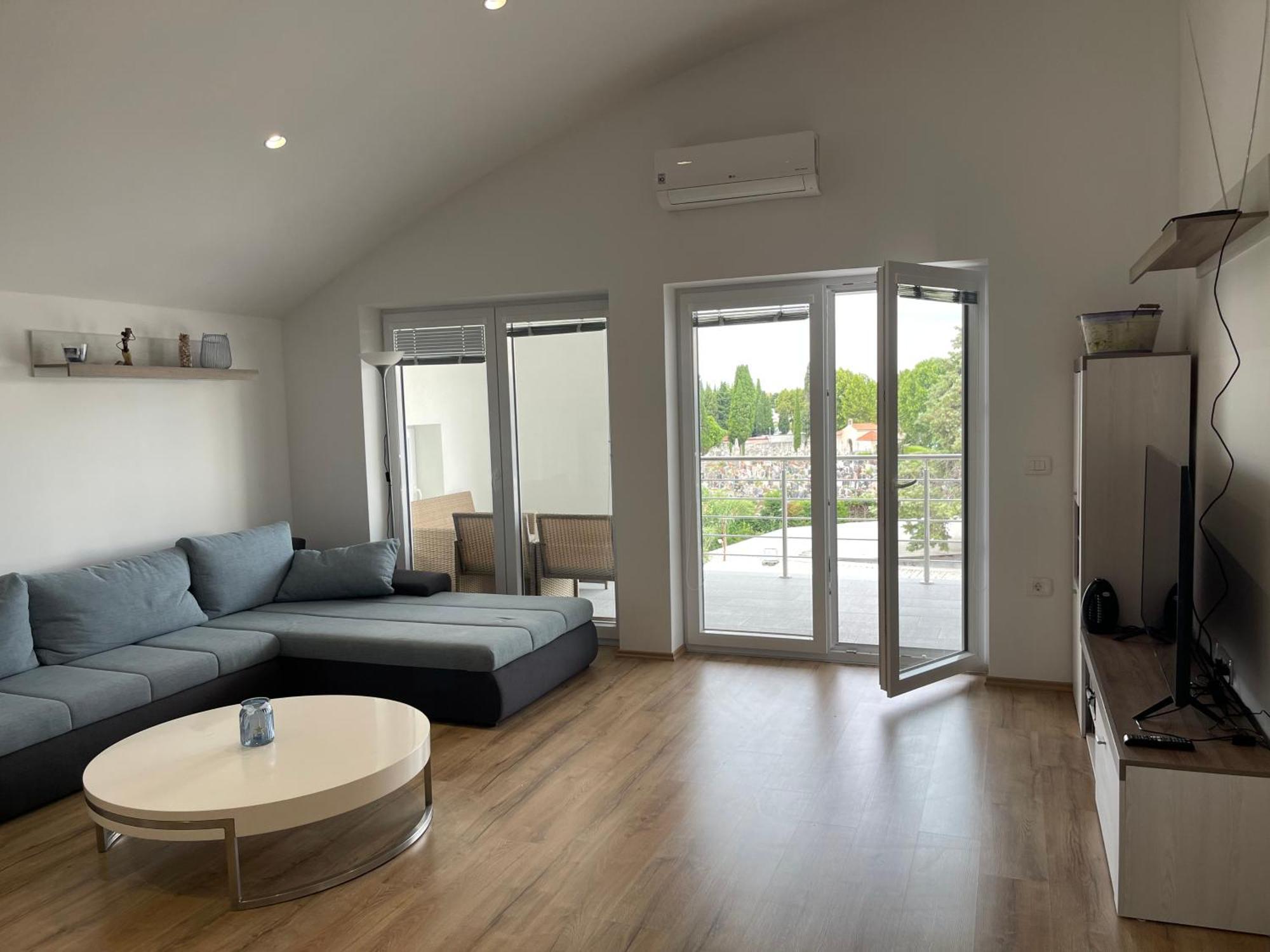 Apartmaji Meduza Izola Exteriör bild